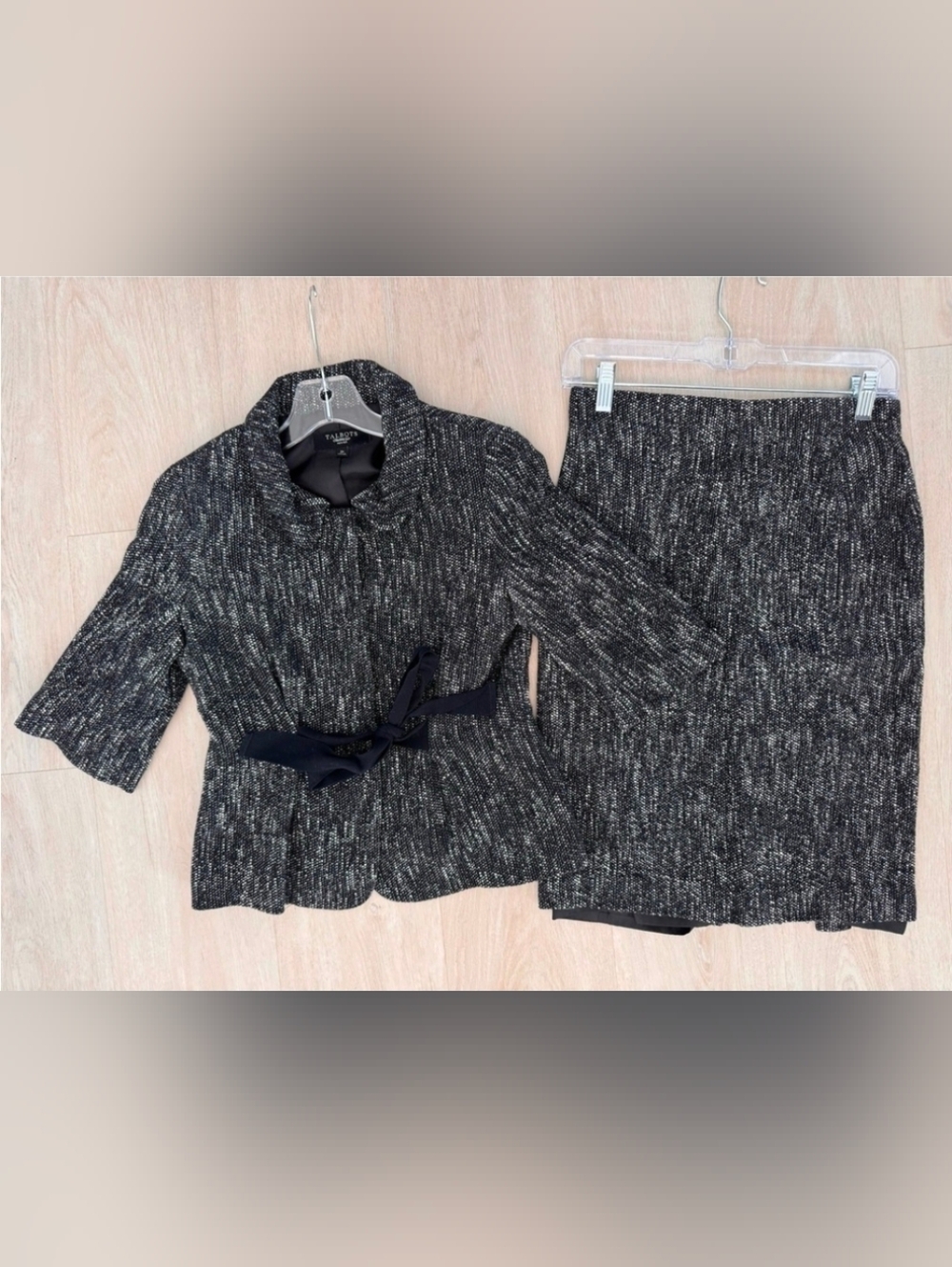 Talbots Skirt Suit Set 2P Size 10 Black White Textured Bow Jacket